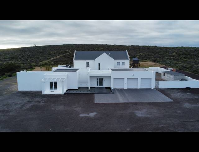 7 BEDROOM HOUSE FOR SALE IN LONG ACRES COUNTRY ESTATE